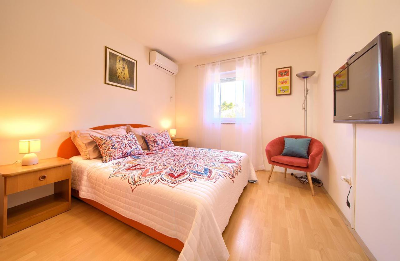 Apartman Noel Krk Town Zewnętrze zdjęcie